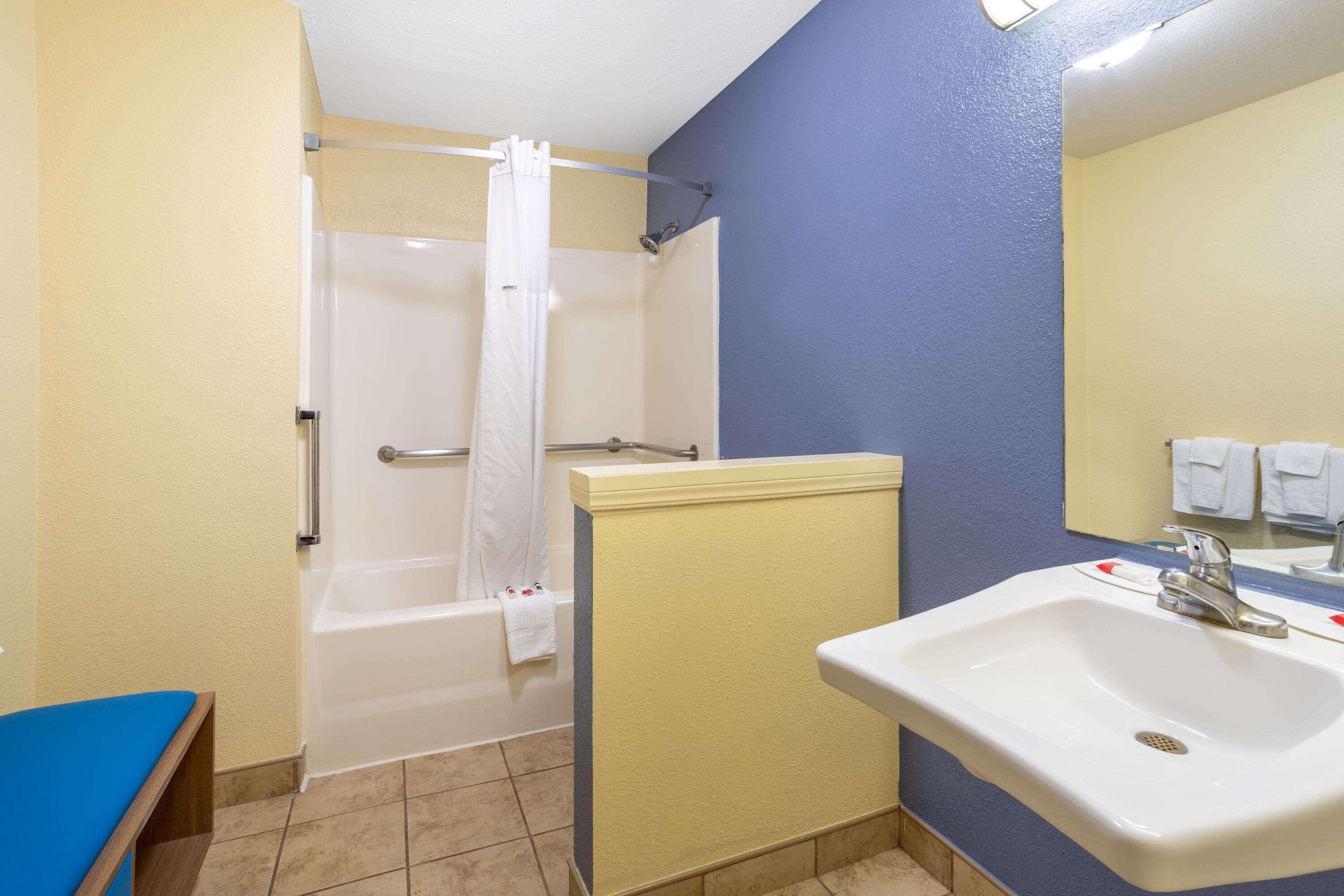Hotel Days By Wyndham White Sands Alamogordo